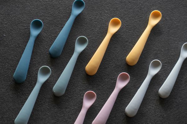 Hovedbilde Babyskje i silikon – gul