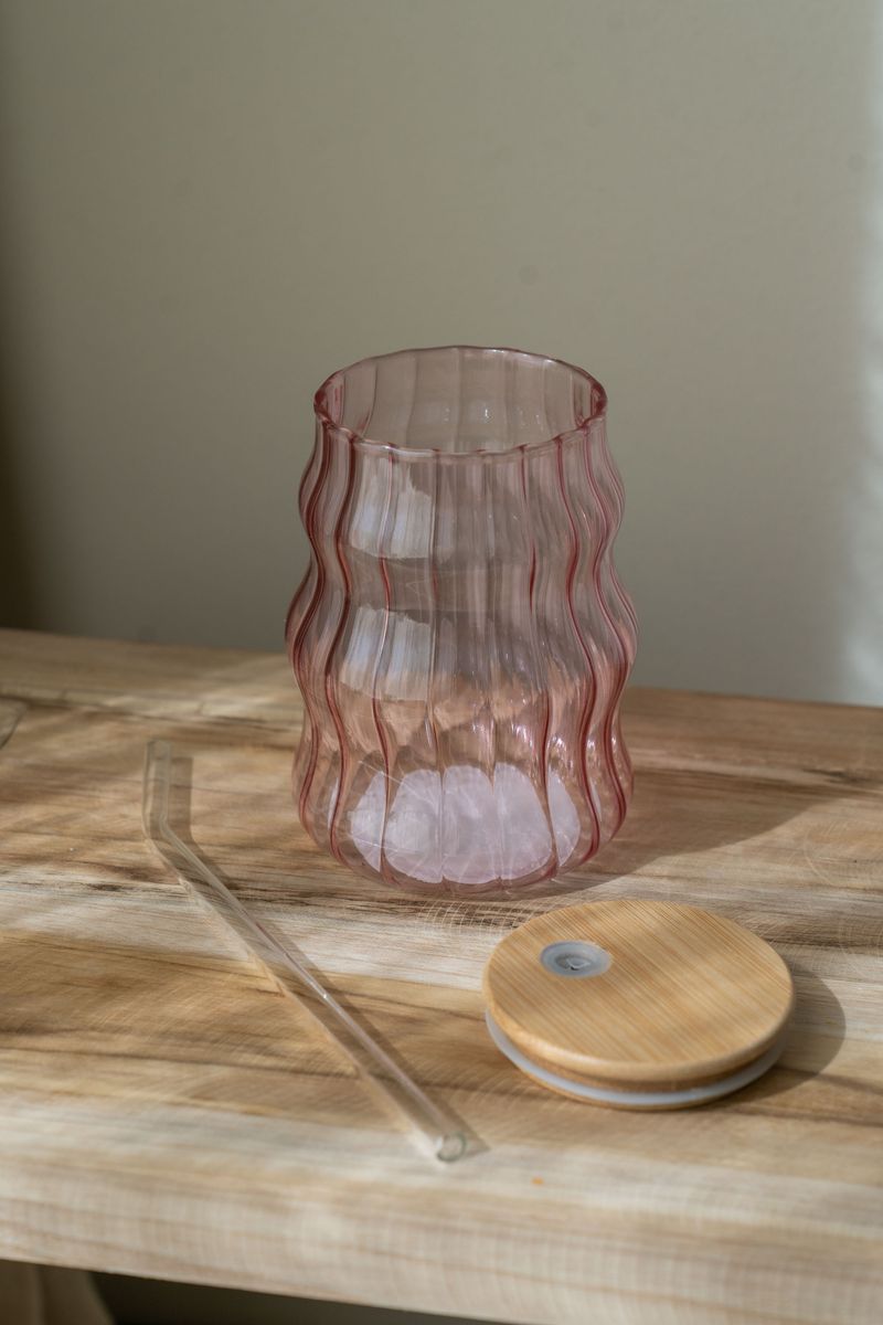 Glass med sugerør – 400 ml – Rosa