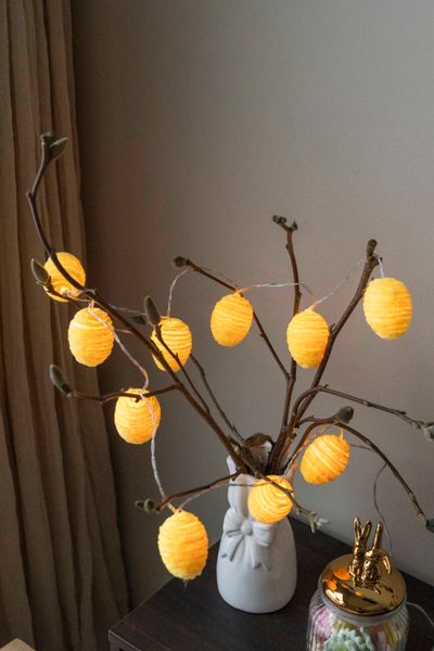 Hovedbilde LED-lysslynge med raffiaegg – 10 lys ...