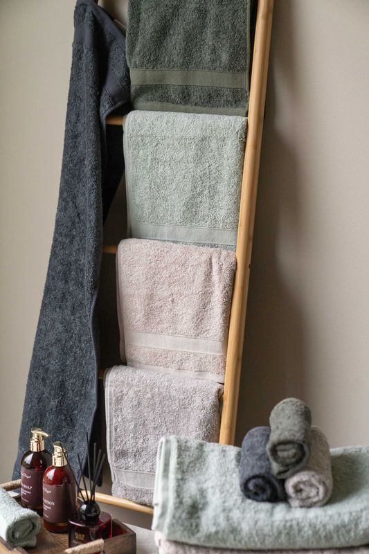 Essentials Håndkle 50x100cm - Antrasitt