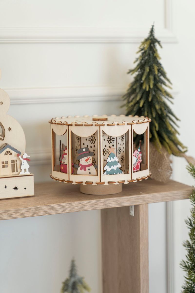 Treby - Karusell 20cm