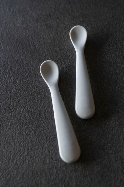 Hovedbilde Babyskje i silikon – grå