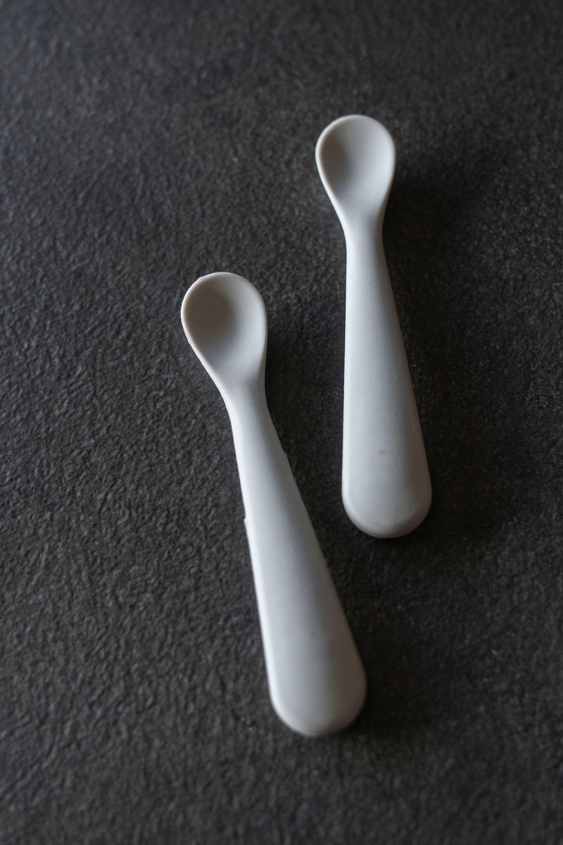 Babyskje i silikon – grå