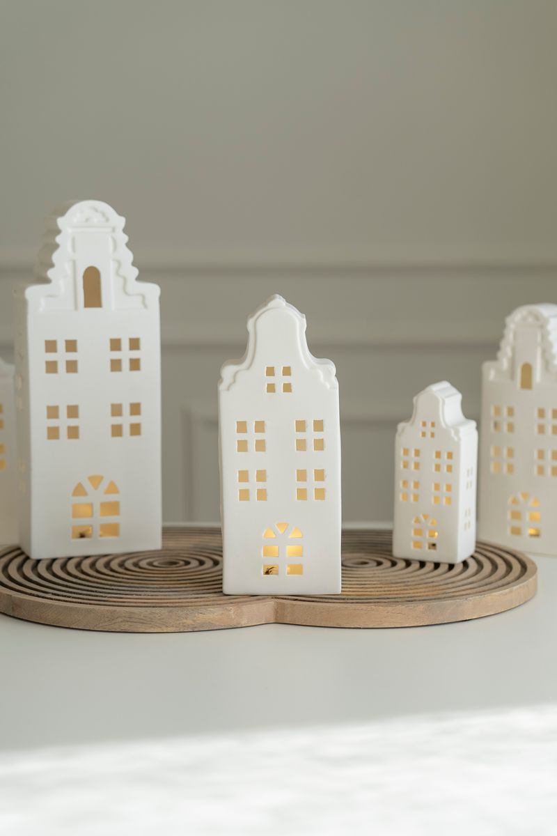 LED Hus Porselen 23,5cm - Versjon 2