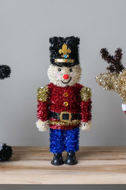 Hovedbilde Tinsel Nøtteknekker