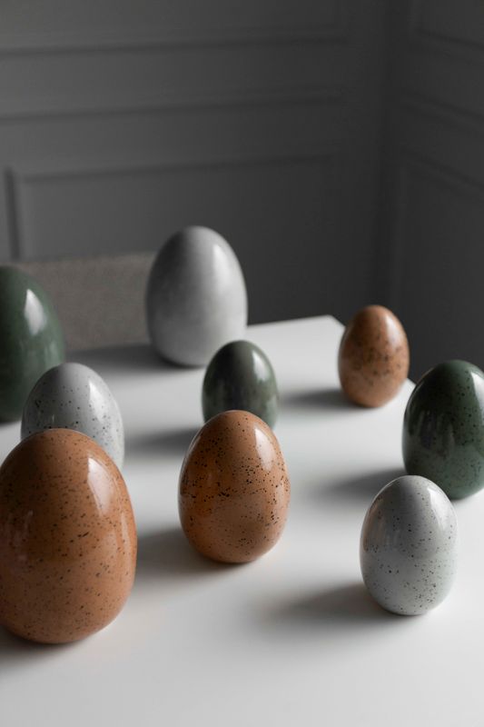 Egg 17cm Prikker - Brun