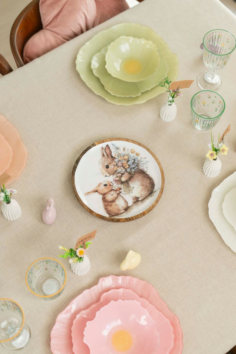 Vårsprett serveringsbrett – Ø22×H2,5 cm Familie